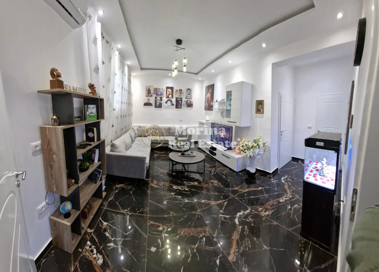 Shitje | Vilë 1 + 1 | QSUT | 400000 €