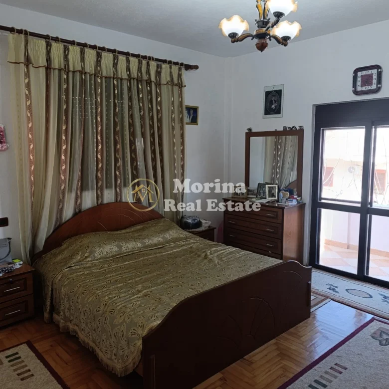 Shitje | Vilë 8 + 1 | Durrës | 630000 €