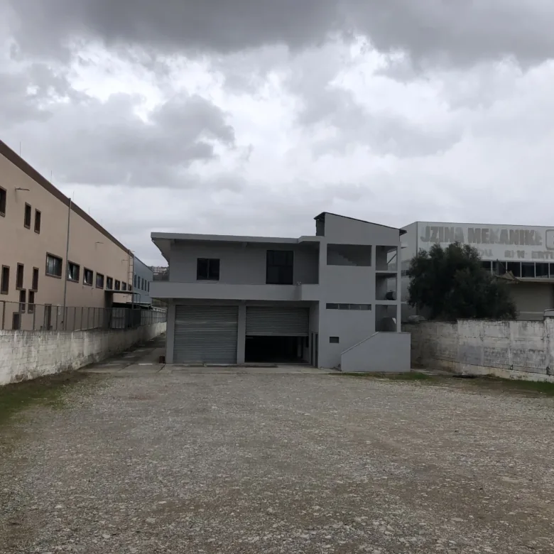 Qera | Magazinë | Vorë | 5900 €/muaj