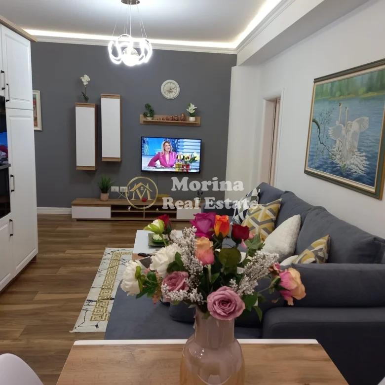 Qera | Apartament 1 + 1 | Blloku | 650 €/muaj 4