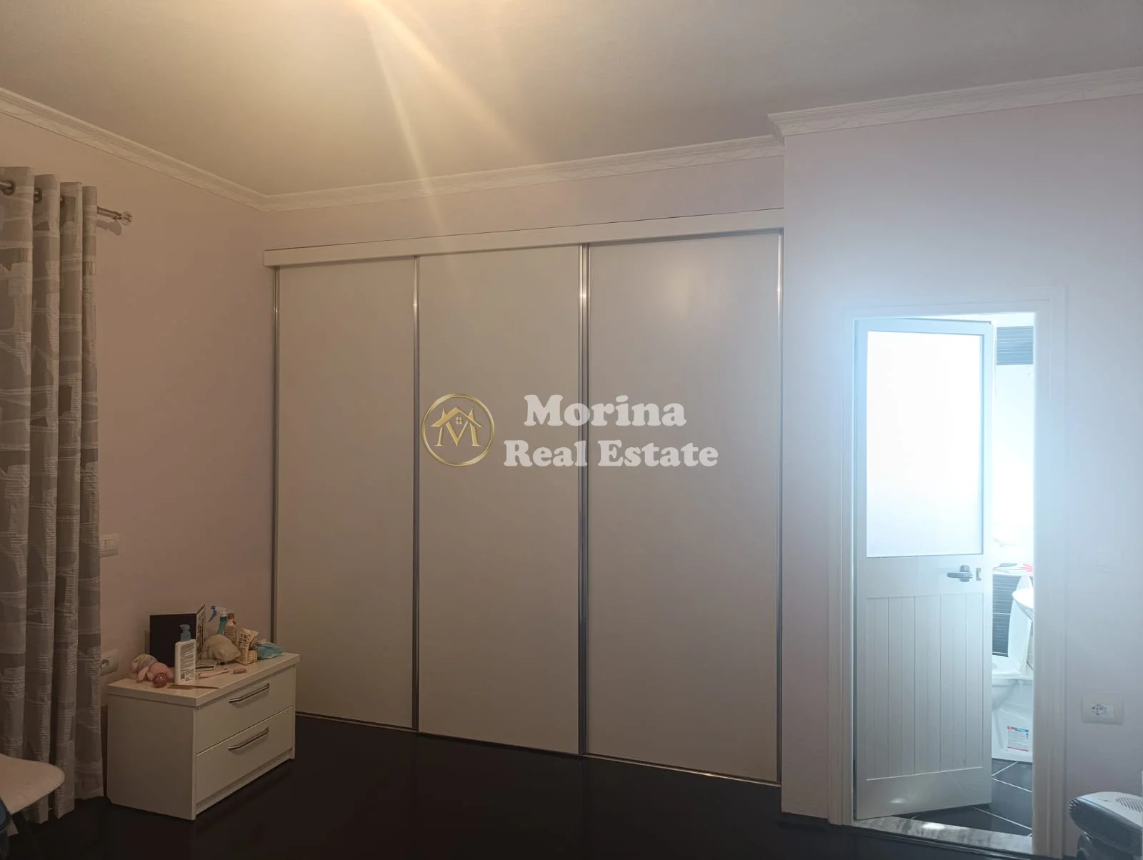 Shitje | Vilë 8 + 1 | Durrës | 630000 €