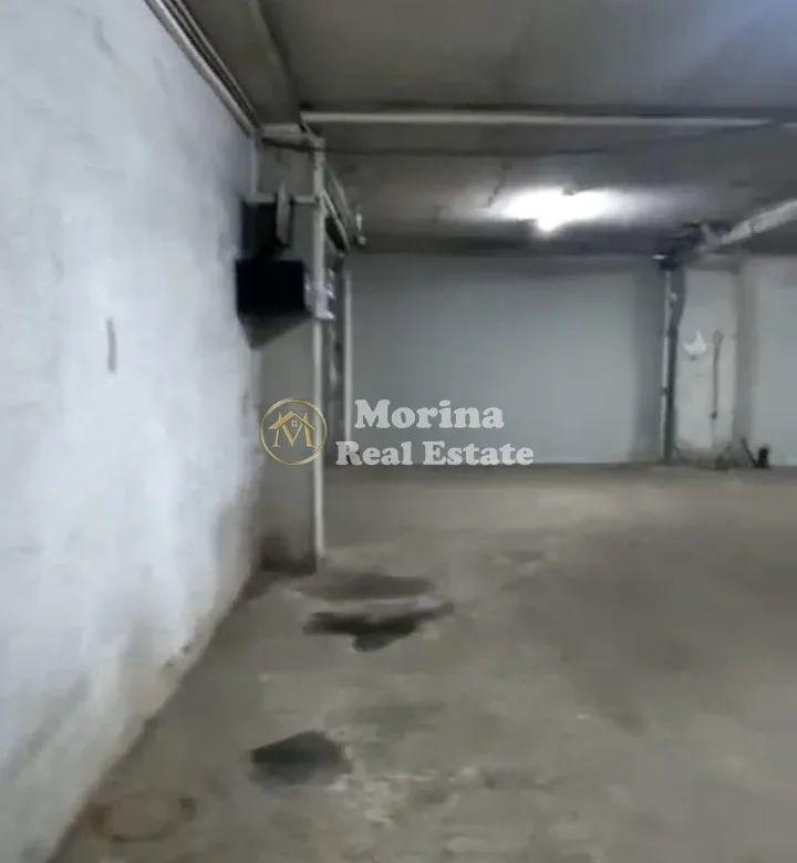 Shitje | Magazinë | Kamëz Municipality | 235000 €