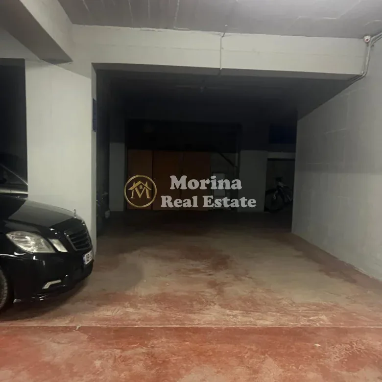 Shitje | 10 Garazhde | Astir | 210000 €