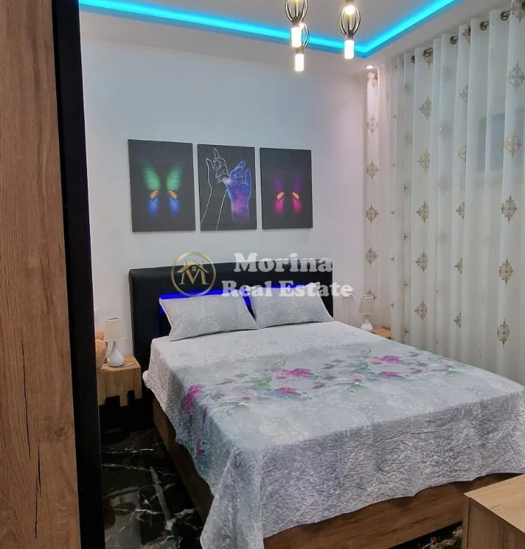 Shitje | Vilë 1 + 1 | QSUT | 400000 €