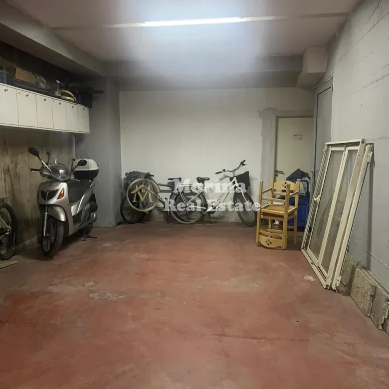 Shitje | 10 Garazhde | Astir | 210000 €