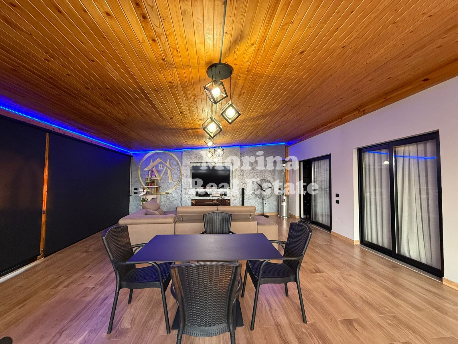 Shitje, Apartament + Verande,Penthouse,Fresku, Cmimi 300000 Euro(Qesarake)