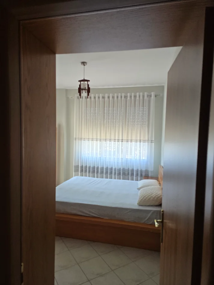 Qera | Apartament 2 + 1 | Rruga Fortuzi | 670 €/muaj