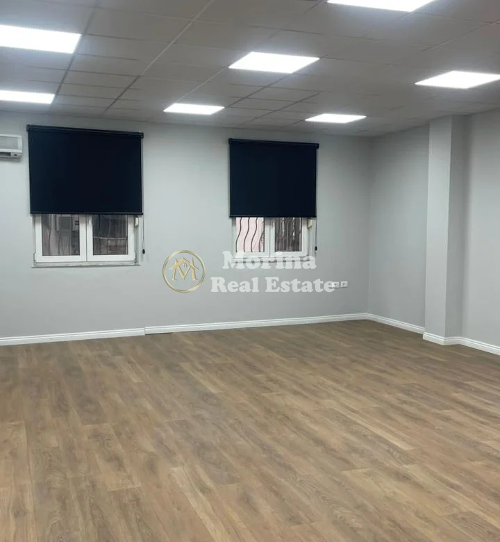 Qera | Ambjent Biznesi | Qendër | 950 €/muaj 3