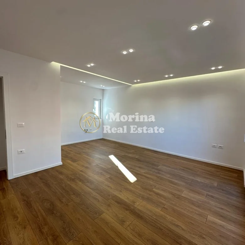 Shitje | Apartament 2 + 1 | Ish Stacioni i Trenit | 193000 € 3