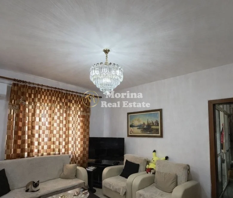Shitje | Apartament 2 + 1 & Dyqan | QSUT | 230000 € 2
