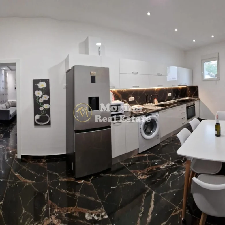 Shitje | Vilë 1 + 1 | QSUT | 400000 € 3