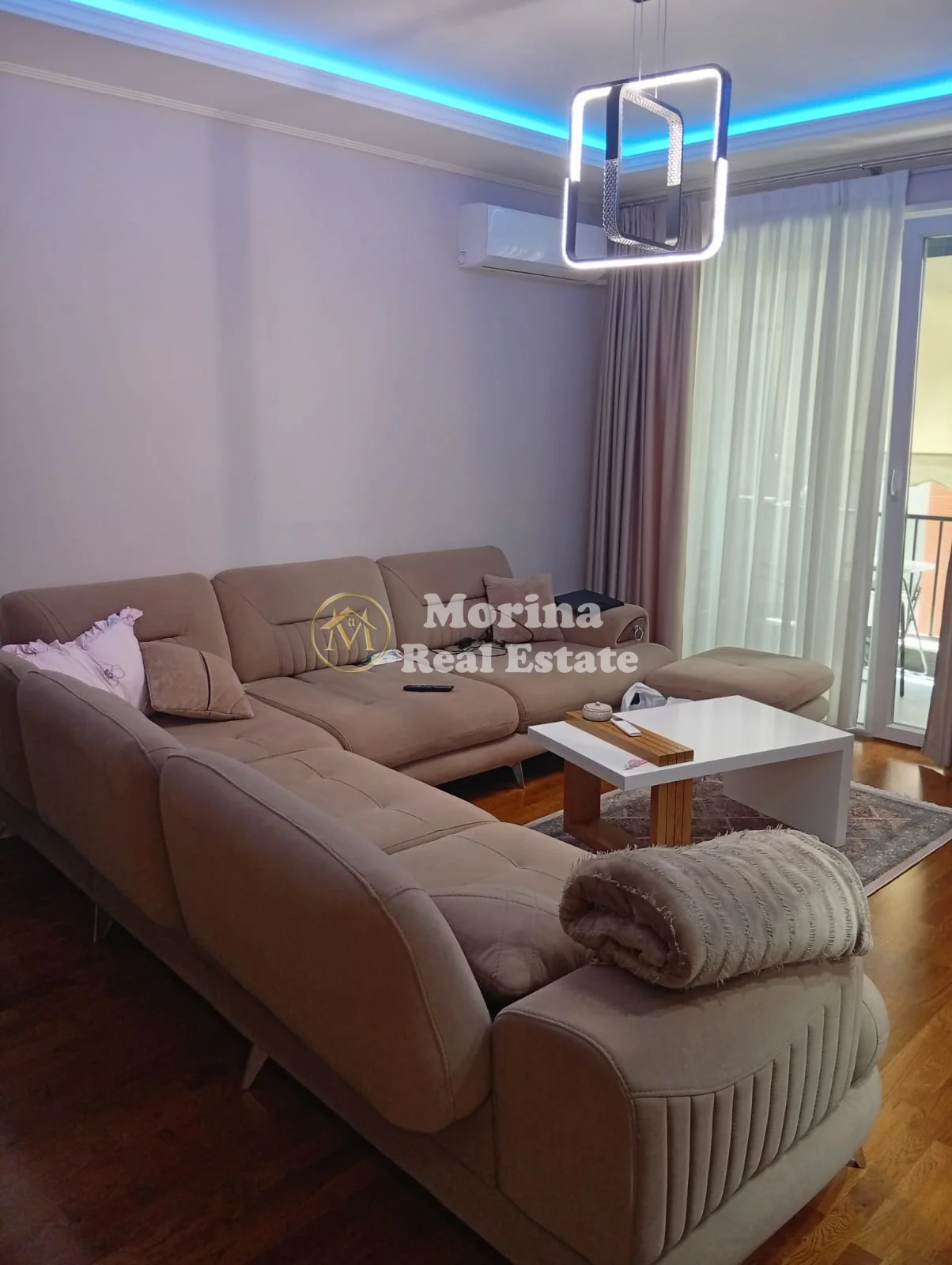 Shitje | Apartament 2 + 1 + 2 | Rruga 5 Maji | 190000 €