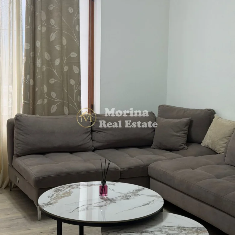 Qera | Shtëpi private 2 + 1 | Sauk | 600 €/muaj. 3