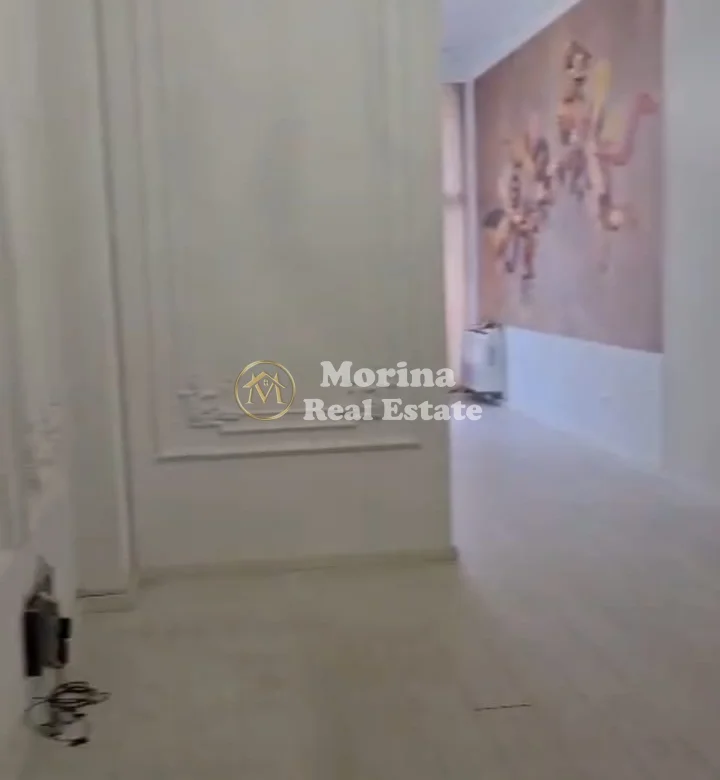 Qera | Ambjent Biznesi | Rruga e Kavajës | 1100 €/muaj 2