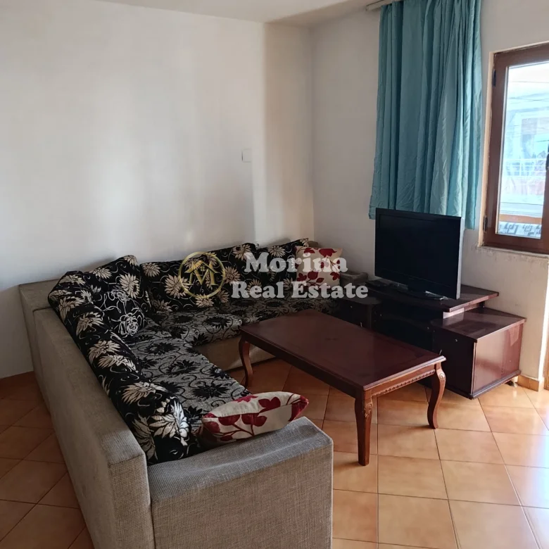 Qera | Shtëpi private 1 + 1 | Rruga Njazi Meka | 350 €/muaj