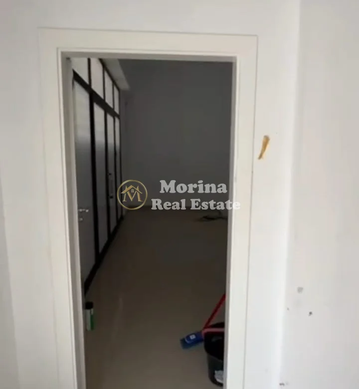 Shitje | Ambjent Biznesi | Yzberisht | 250000 € 4