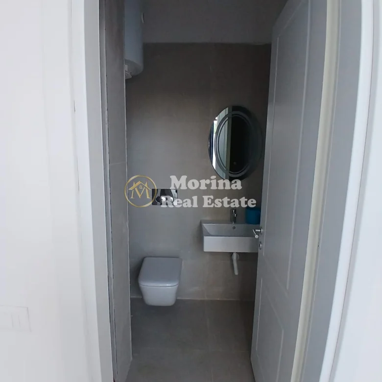 Qera | Ambjent Biznesi | Rruga Jordan Misja | 800 €/muaj 2