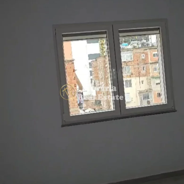 Qera | Apartament 3 + 1 | Rruga e Kavajës | 700 €/muaj 3