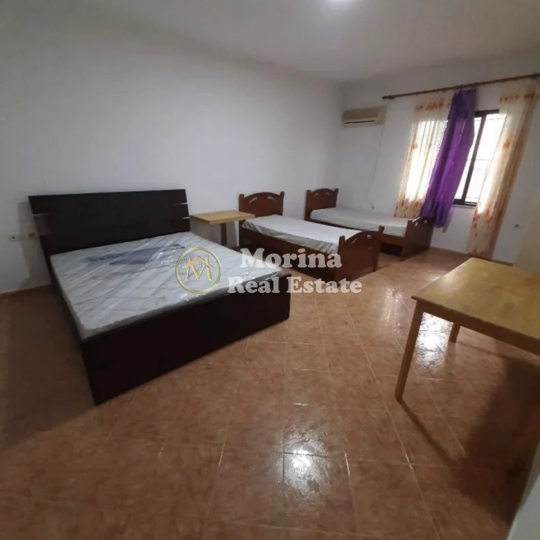 Qera | Shtëpi private 1 + 1 | Rruga 5 Maji | 400 €/muaj 2
