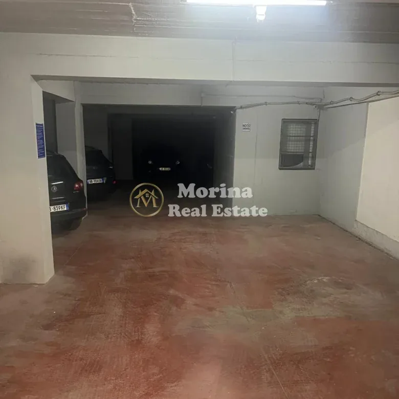Shitje | 10 Garazhde | Astir | 210000 €