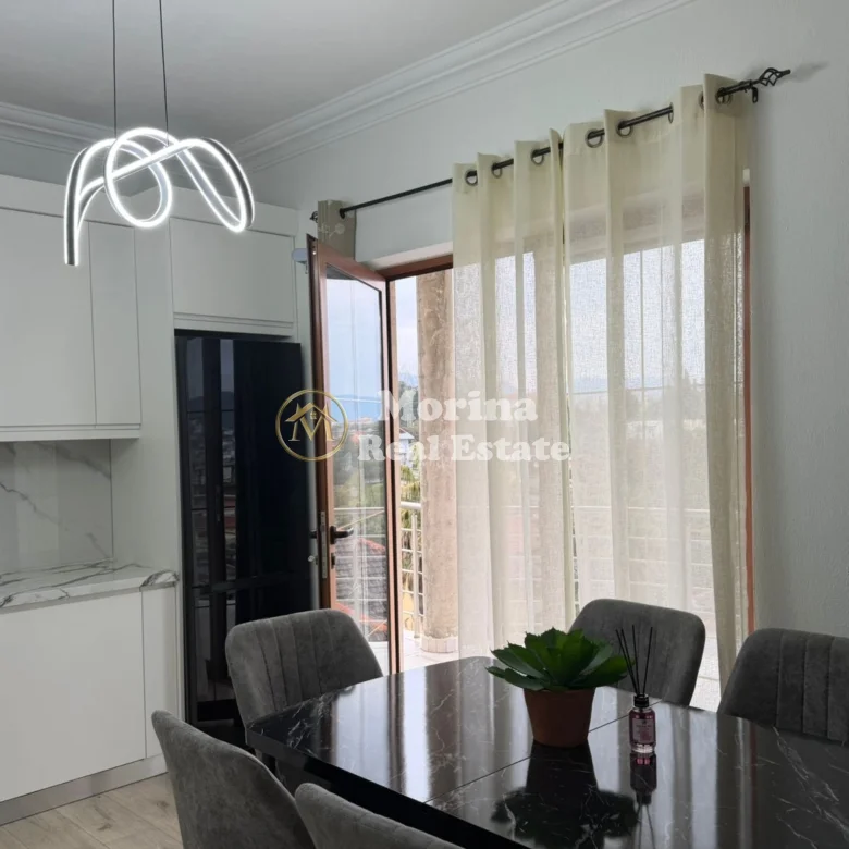 Qera | Shtëpi private 2 + 1 | Sauk | 600 €/muaj. 4
