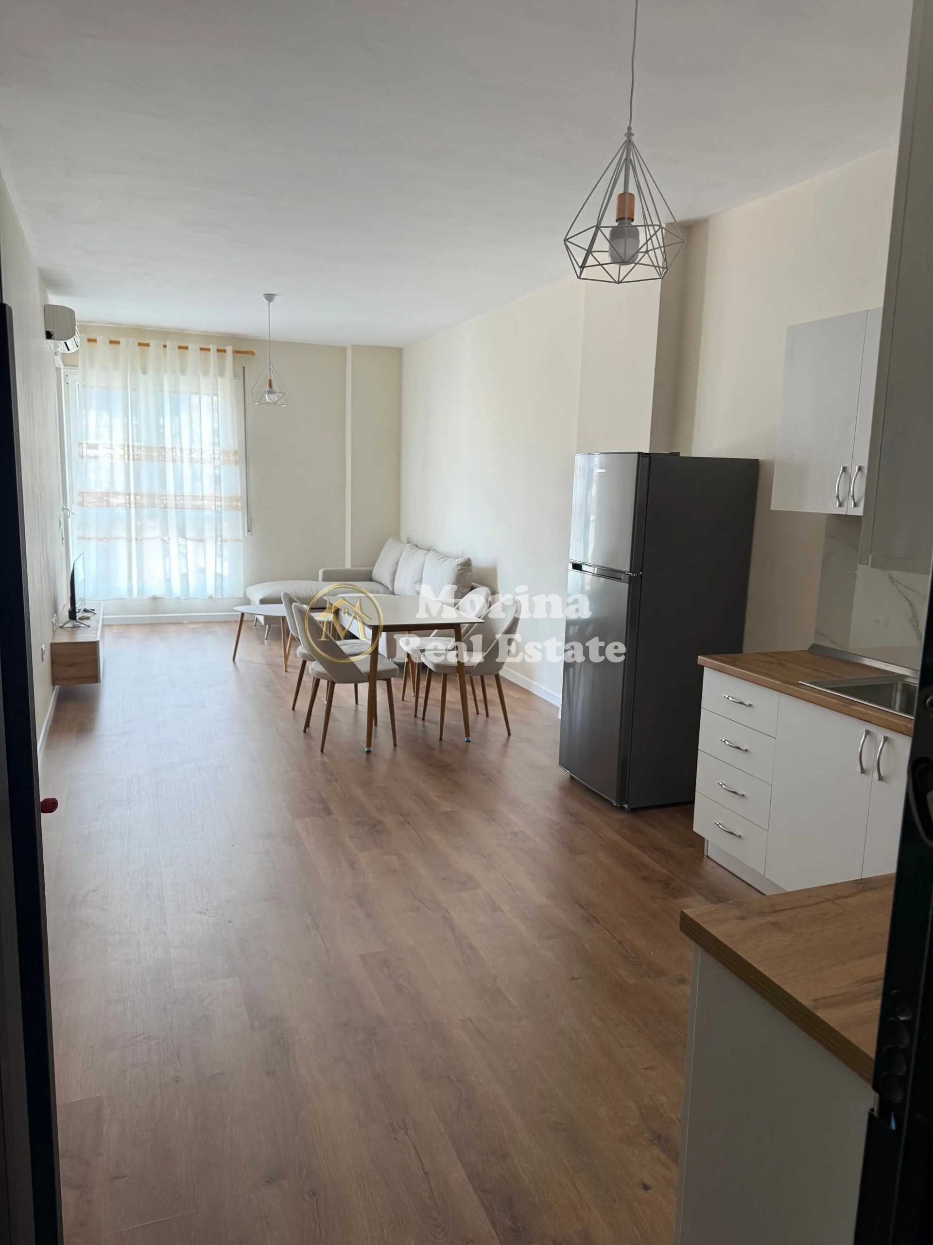 Qera | Apartament 1 + 1 | Rruga 5 Maji | 550 €/muaj