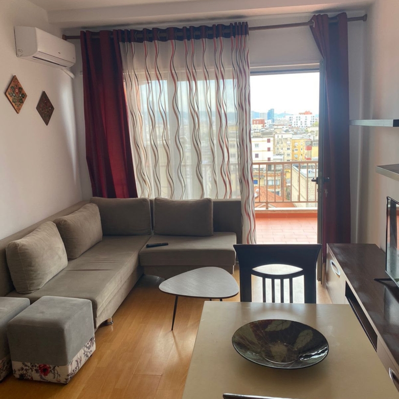 Qera | Apartament 1 + 1 | Xhamllik | 500 €/muaj