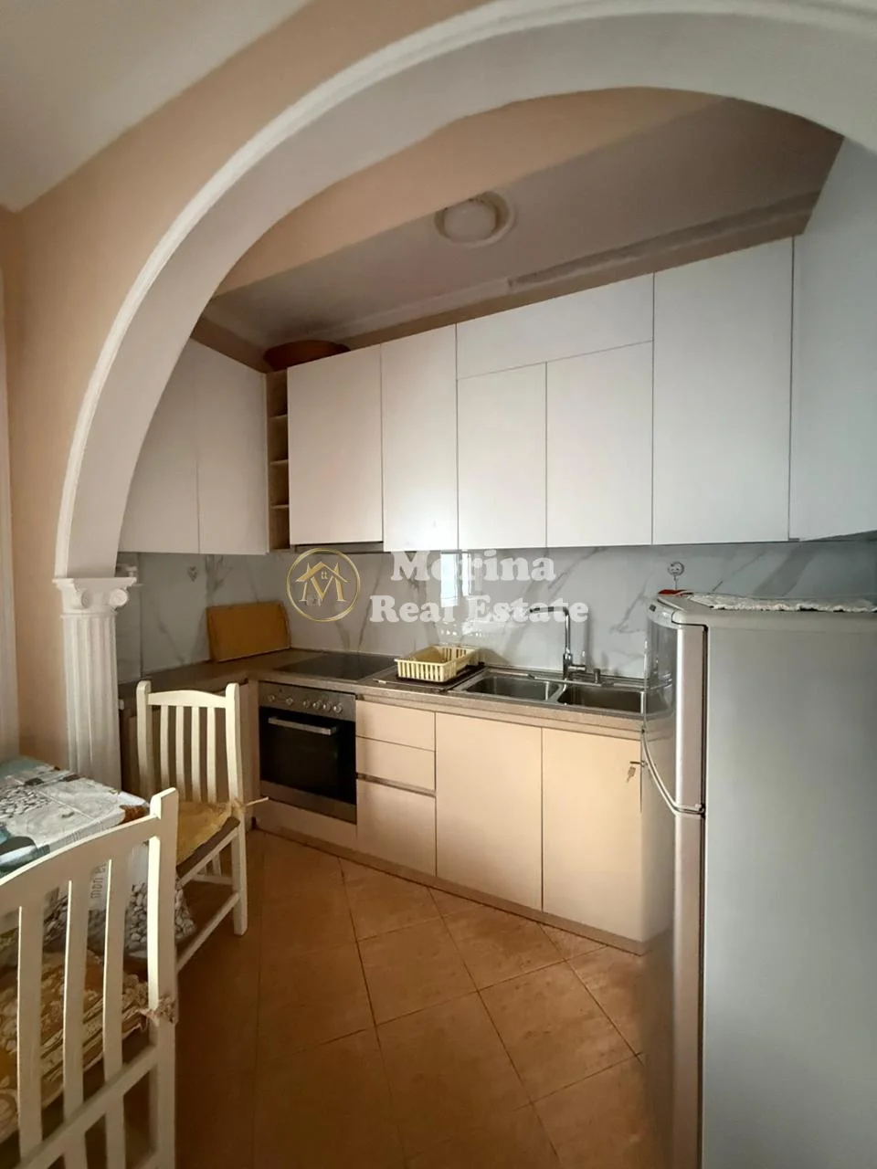 Qera | Vilë 1 + 1 | Rruga 5 Maji | 400 €/muaj