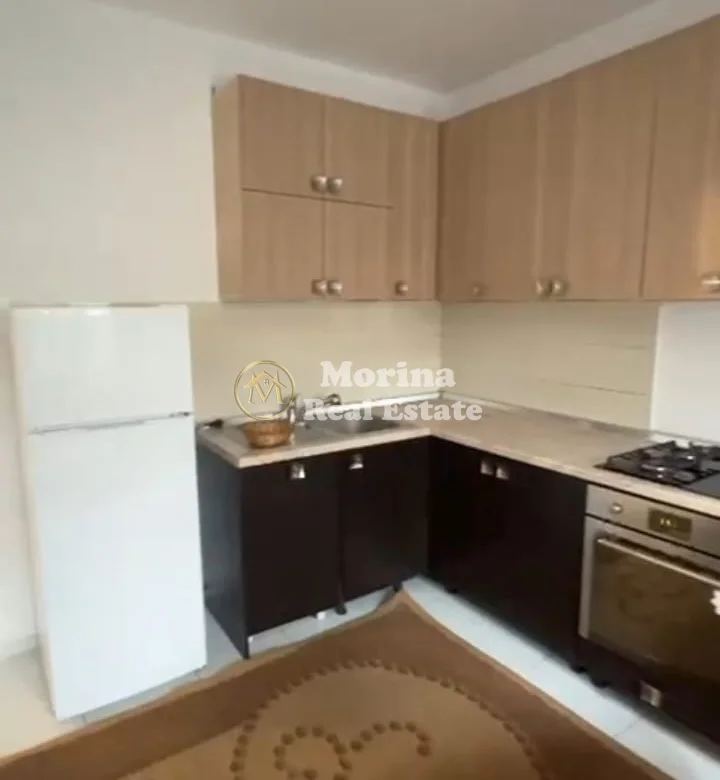 Qera | Shtëpi private 1 + 1 | Rruga 5 Maji | 300 €/muaj 3