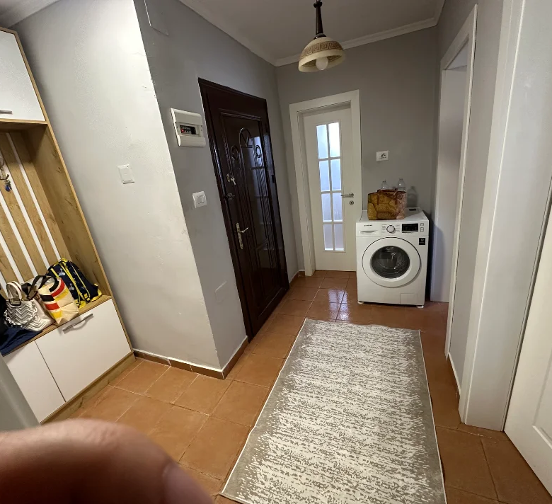 Qera | Apartament 2 + 1 | Rruga Ferit Xhajko | 500 €/muaj 2