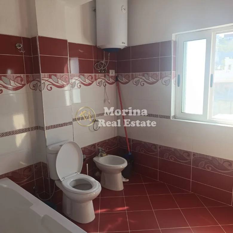 Shitje | Vilë 8 + 1 | Durrës | 630000 €