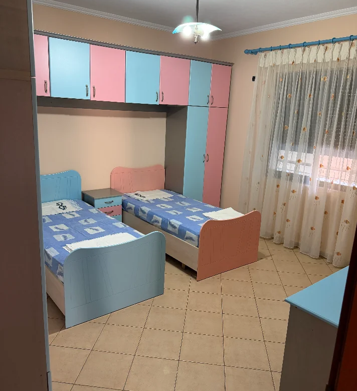 Qera | Vilë 2 + 1 | Rruga 5 Maji | 500 €/muaj 3