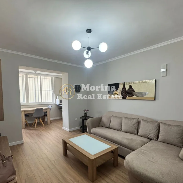 Qera | Apartament 2 + 1 | Blloku | 800 €/muaj 2