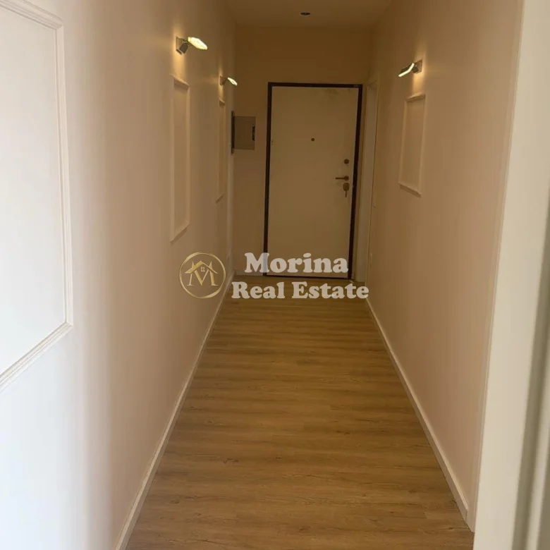 Qera | Ambjent Biznesi | Ish Sheshi Shqiponja | 700 €/muaj