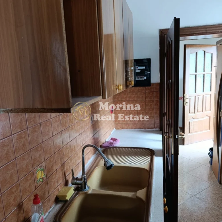 Qera | Shtëpi private 2 + 1 | Rruga Selaudin Zorba,Qsut| 400 €/muaj 4