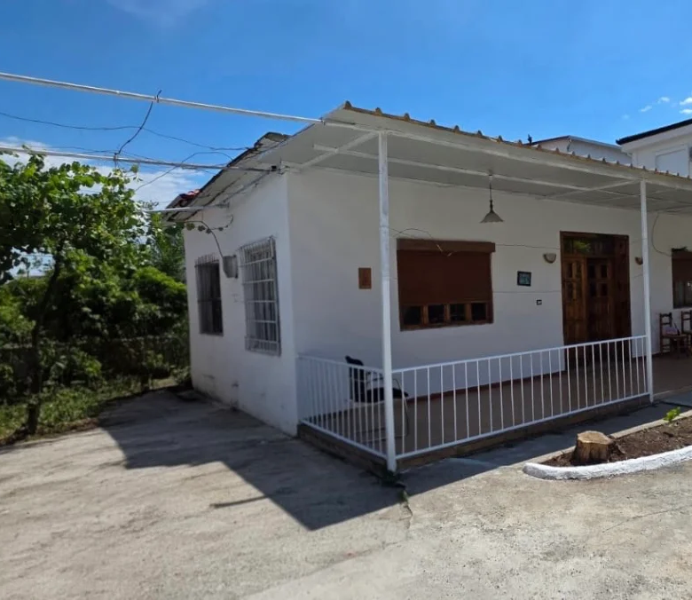 Qera | Shtëpi private 2 + 1 | Koder- Kamëz | 500 €/muaj