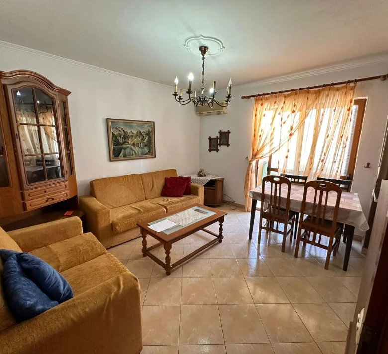 Qera | Apartament 2 + 1 | Porcelani | 450 €/muaj 4