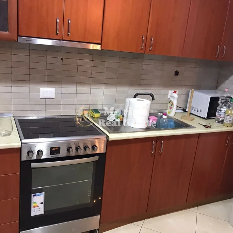 Qera | Apartament 2 + 1 | Rruga e Barrikadave | 650 €/muaj 4