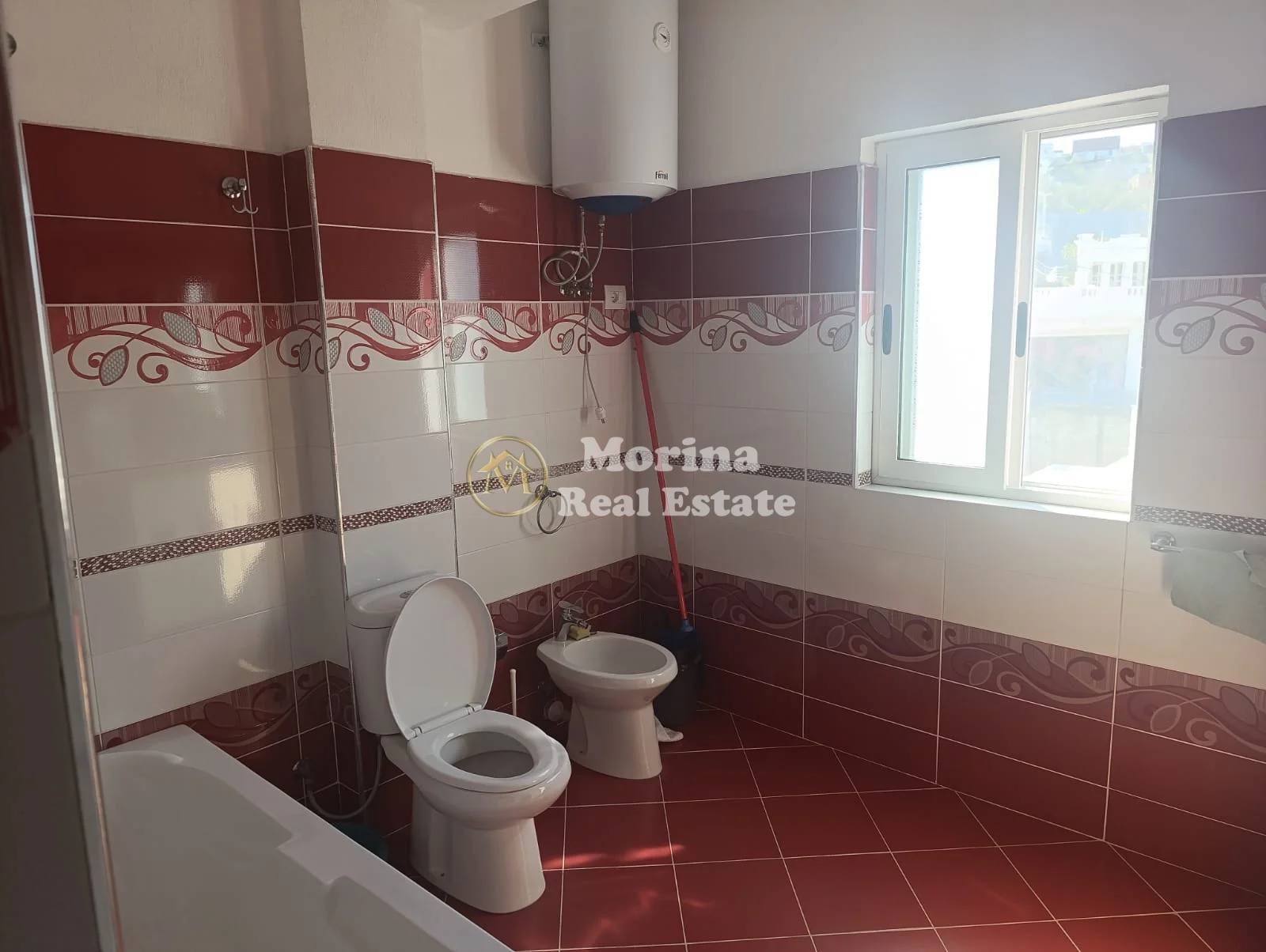 Shitje | Vilë 8 + 1 | Durrës | 630000 €