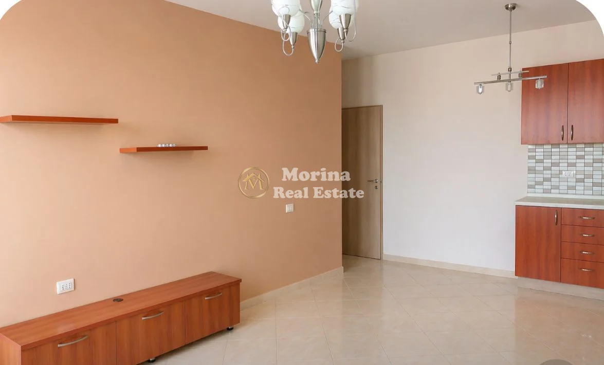 Shitje | Apartament 1 + 1 | Ish Tregu Elektrik - Muzeu I Shkencave te Natyres | 2500 €/m²