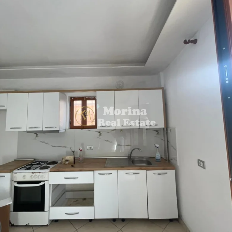 Qera | Shtëpi Private 2 + 1 | Stacioni I Trenit | 300 €/muaj