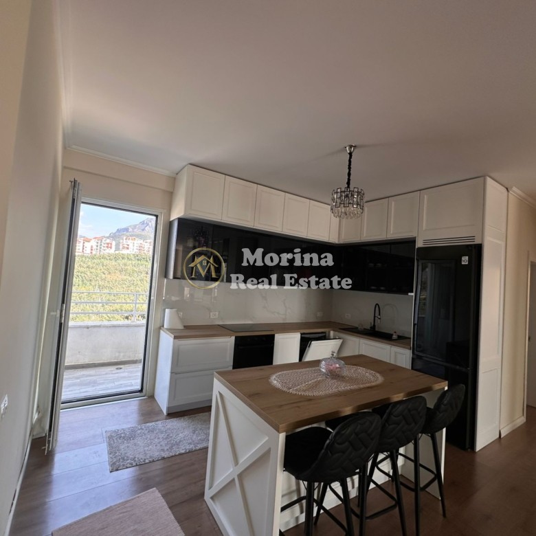 Qera | Apartament 3 + 1 | Fresku | 1000 €/muaj 2