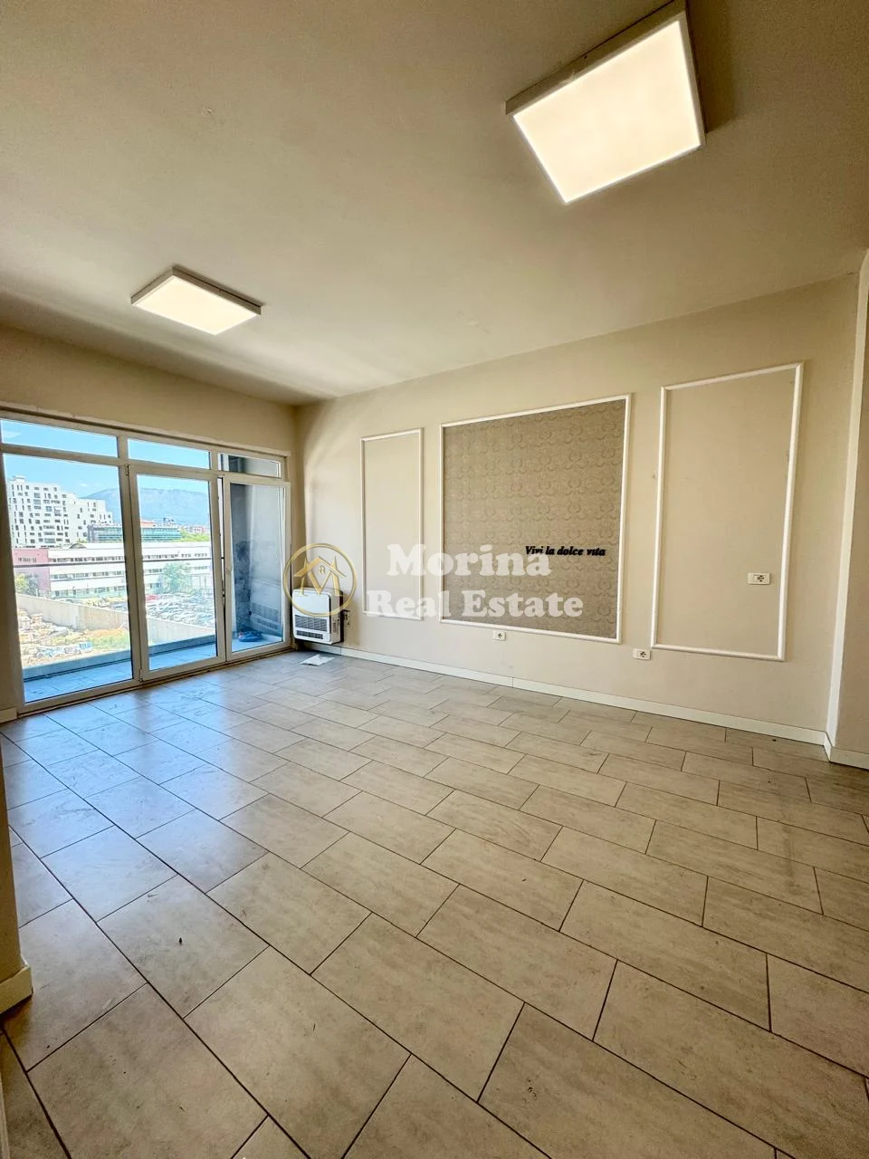 Qera | Ambjent Biznesi | Square 21 | 650 €/muaj