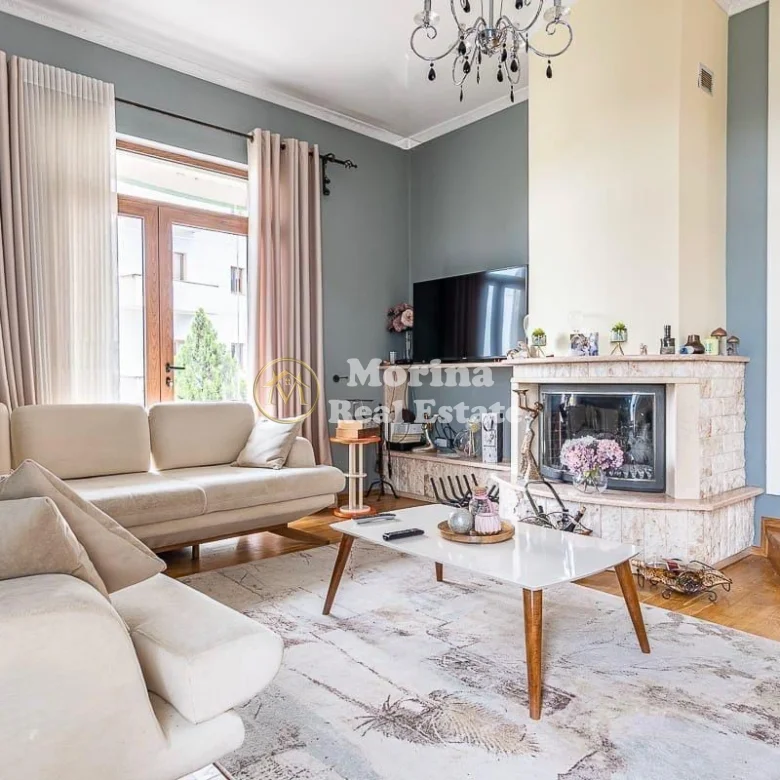 Qera | Vilë 1 + 1 | Shkozë | 2200 €/muaj