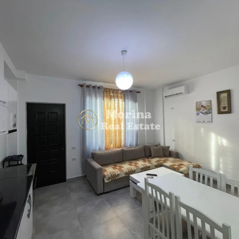 Qera | Shtëpi private 1 + 1 | Sauk | 350 €/muaj 4