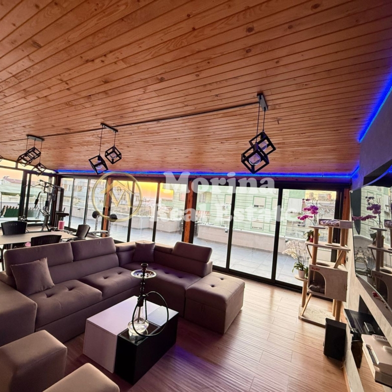 Shitje, Apartament + Verande,Penthouse,Fresku, Cmimi 300000 Euro(Qesarake)