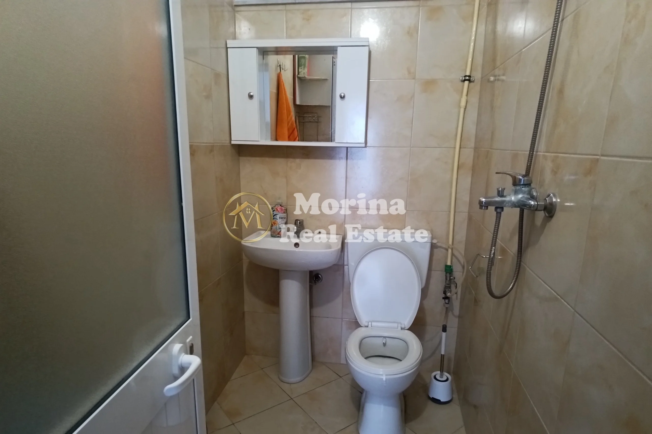 Shitje | Vilë 7 + 1 | Brraka | 400000 €