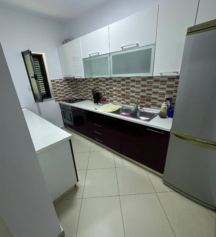 Qera | Vilë 3 + 1+2+Post Parkimi | Kafja e Rremës | 850 €/muaj