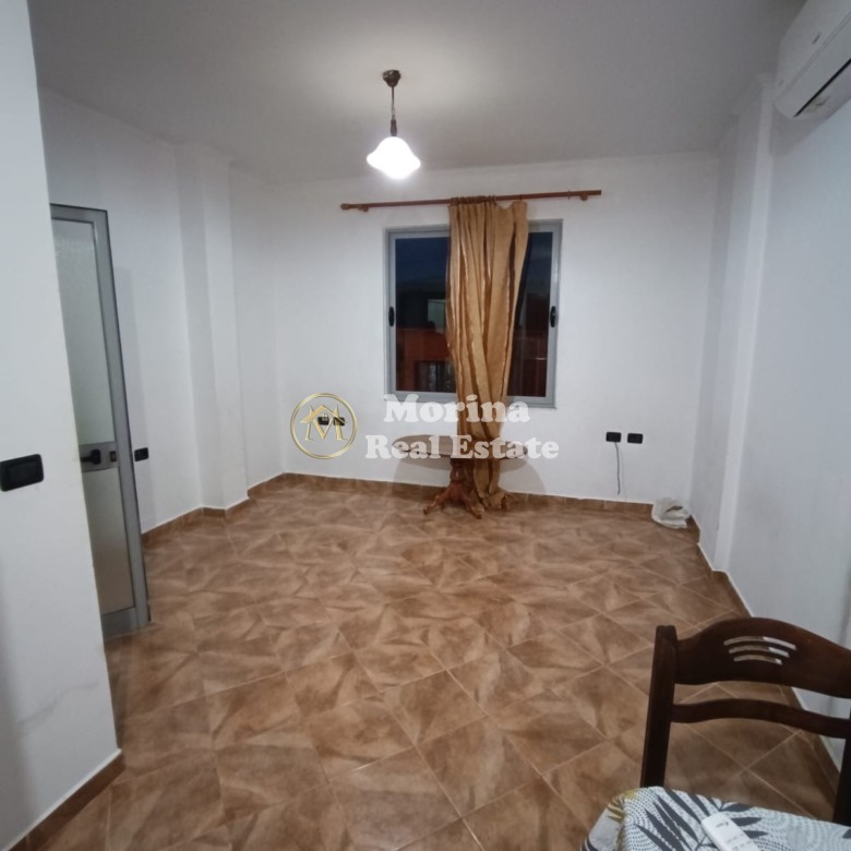 Qera | Shtëpi private 1 + 1 | Ali Demi | 350 €/muaj 2