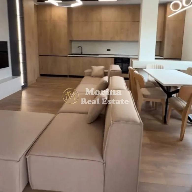 Qera | Vilë 4 Kateshe | Mjull-Bathore | 5000 €/muaj 2